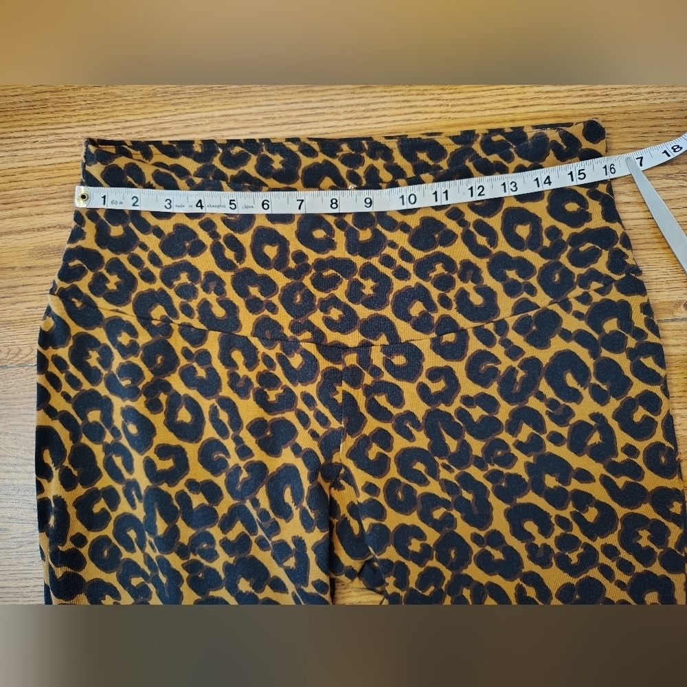 Terra & Sky Women's Plus Size Leopard Print Leggings Lightweight sz 0X, Stretch. - Picture 9 of 16